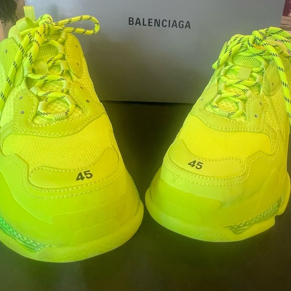 Balenciaga Triple S fluo yellow size E45(12)  .Smoke/Pet free home. - Picture 1 of 9